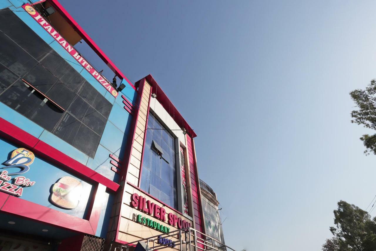 Oyo 38520 Hotel Silverspoon Roorkee Exterior photo